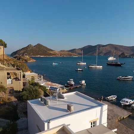 Enplo Above 度假居 Grikos Bay (Patmos)
